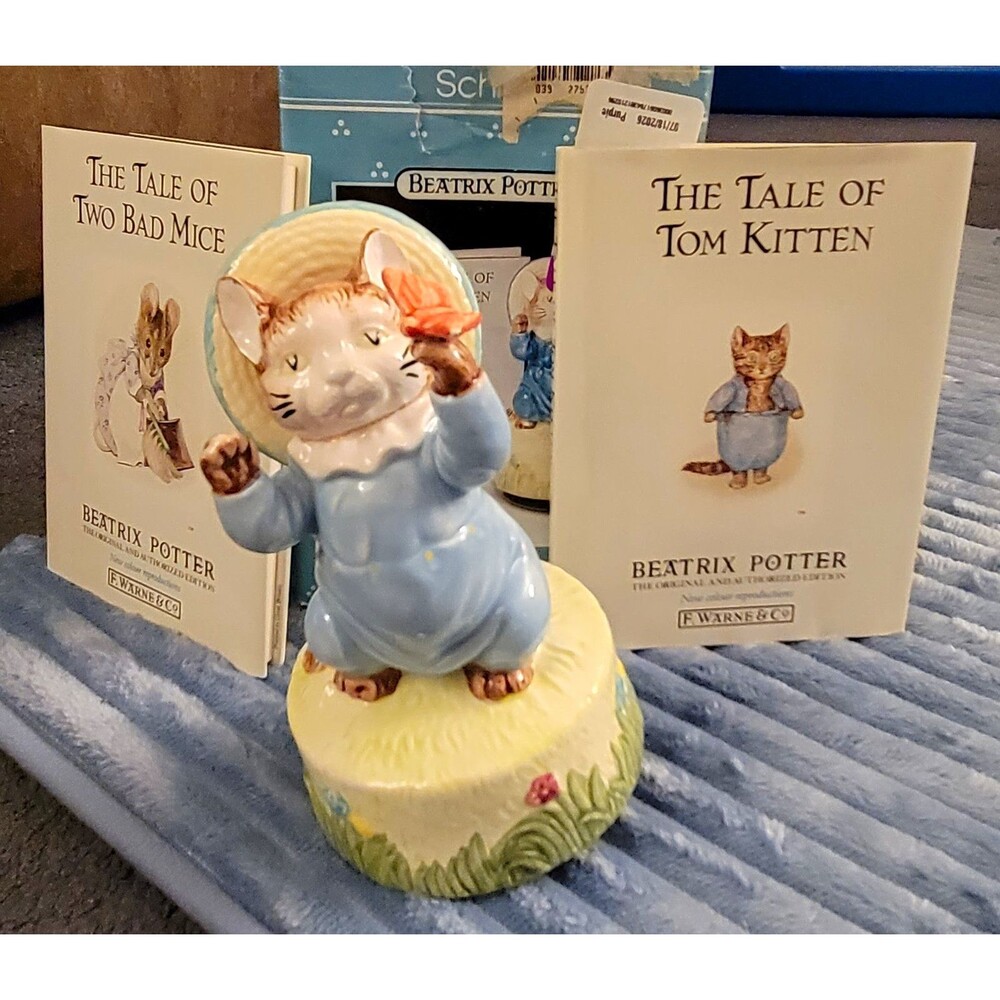 Schmid Beatrix Potter Tom Kitten Music Box & Book Gift Set (Tale of Tom Kitten)